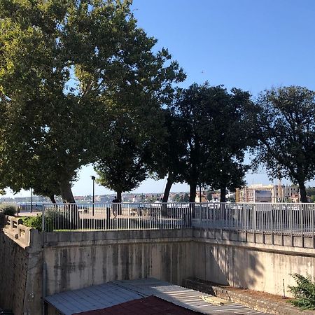 Cozy Apartment Overlooking The City Walls Zadar Buitenkant foto